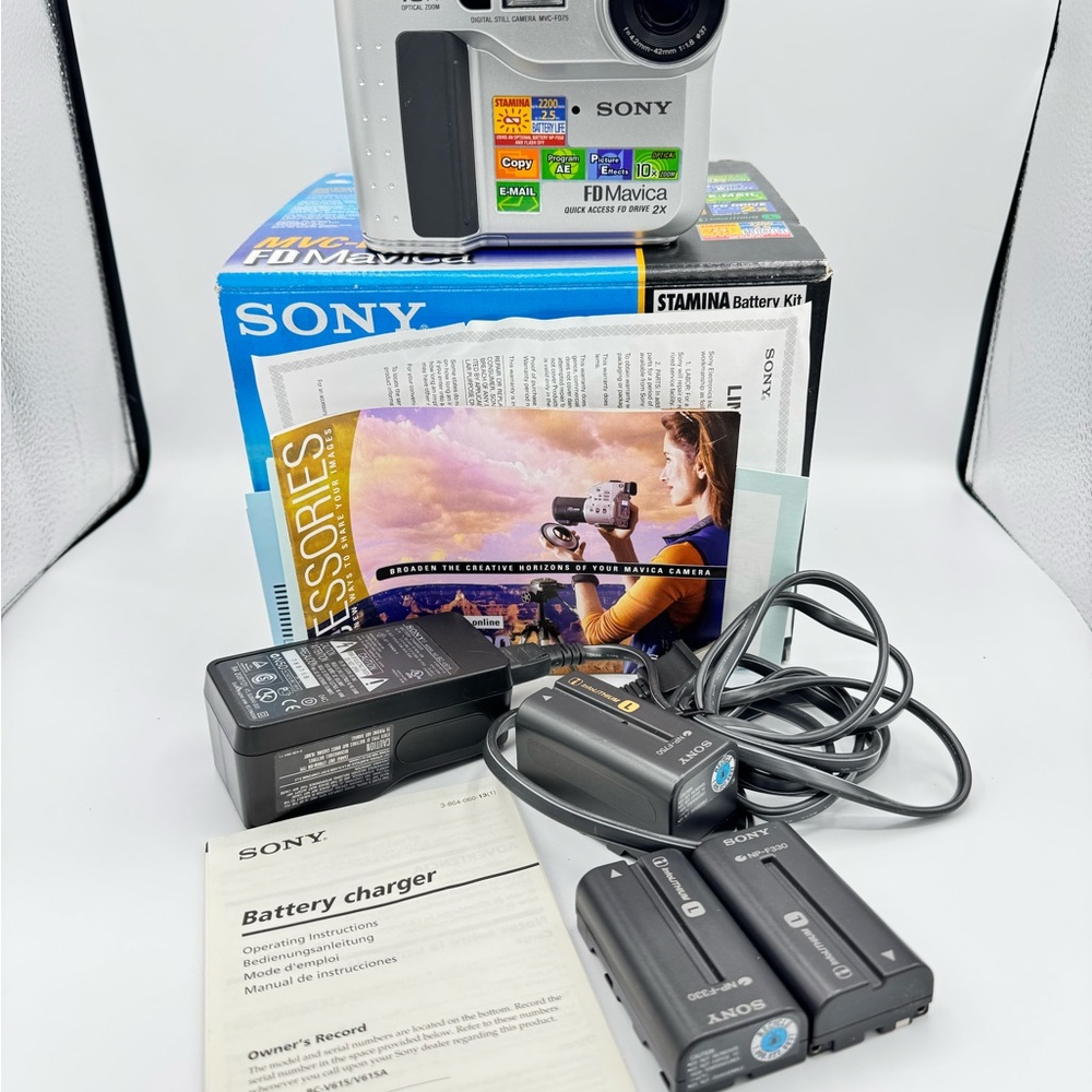 Sony Gray Digital Camera with Battery Kit